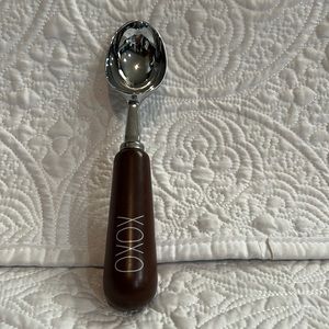 Rae Dun XOXO Ice cream‎ scooper